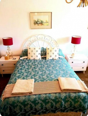Regis Lodge, Room 1